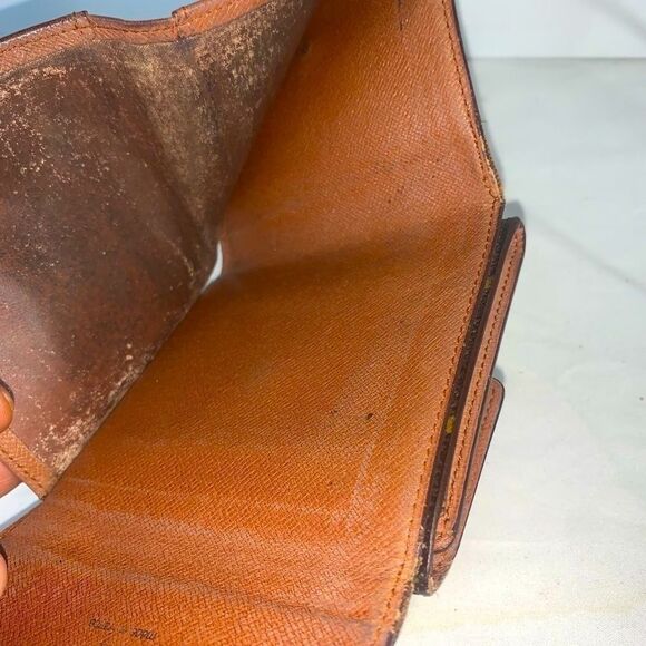 Louis Vuitton Brown Monogram Wallet - Picture 8 of 11